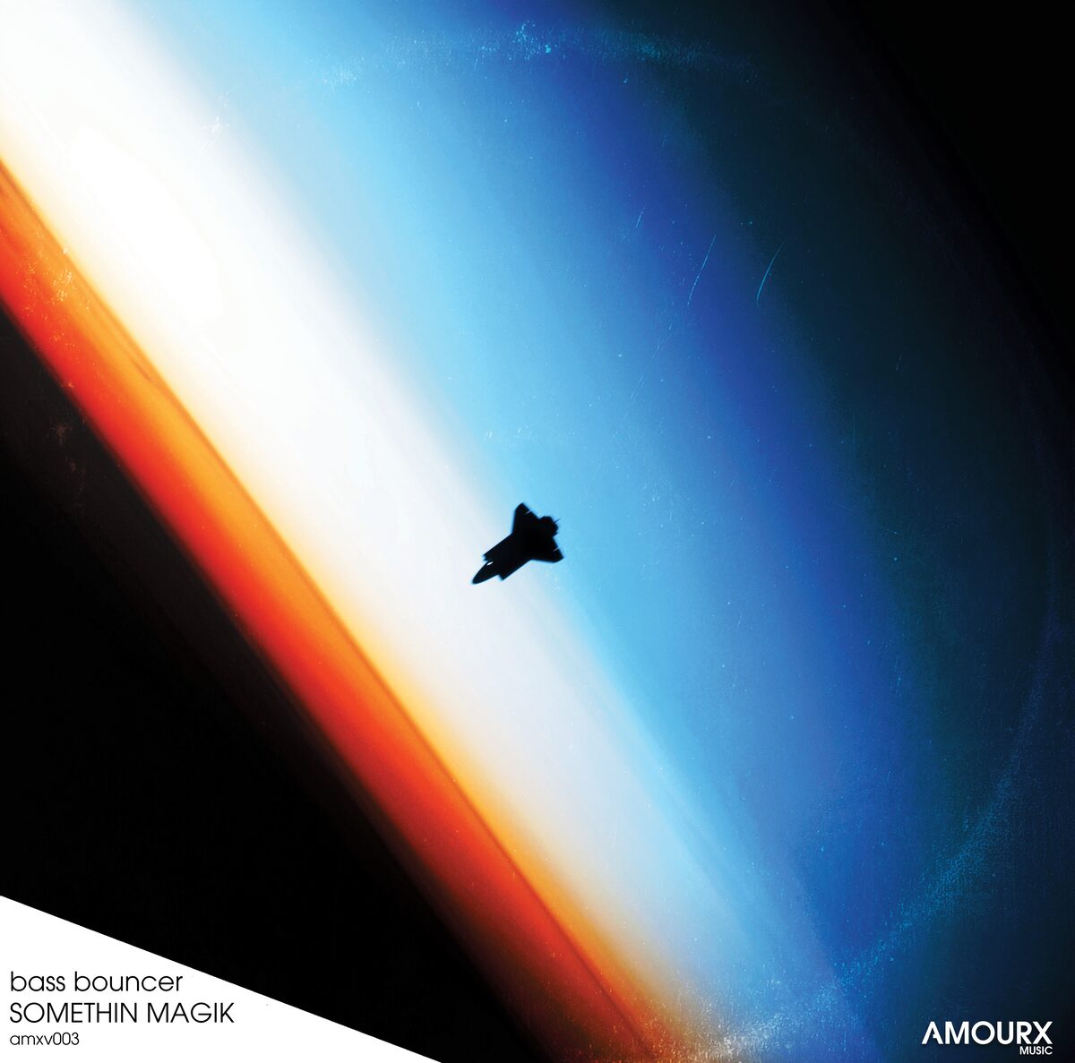 Bass Bouncer — Somethin Magik vinyl sleeve (AMXV003)